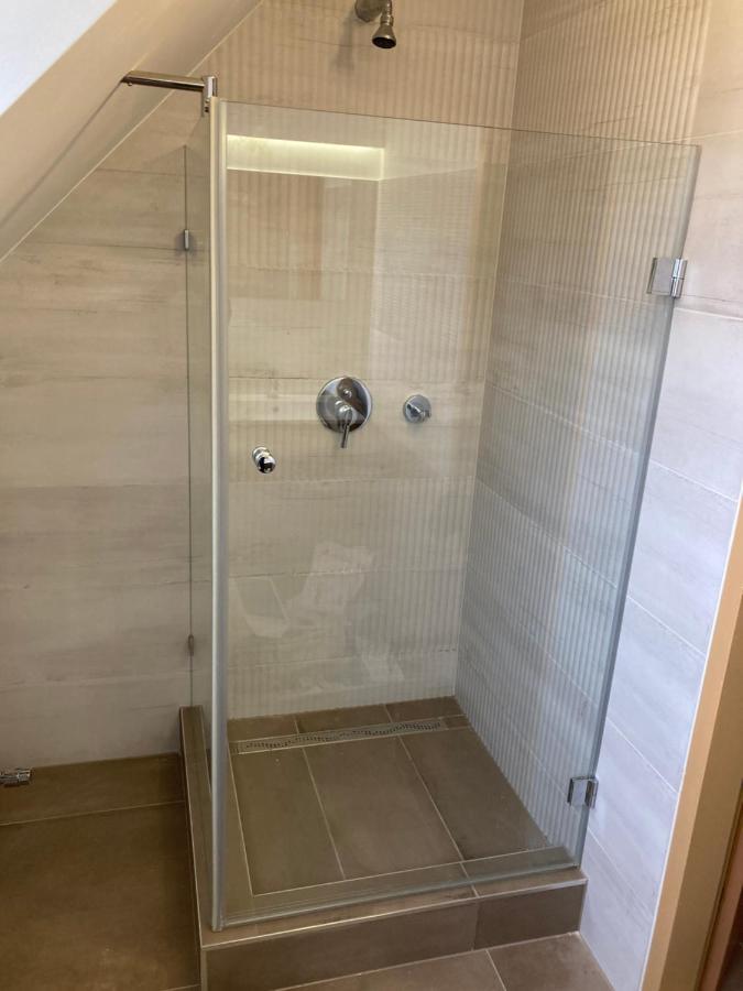 Kuenszler Apartmanhaz ซามาร์ดี ภายนอก รูปภาพ
